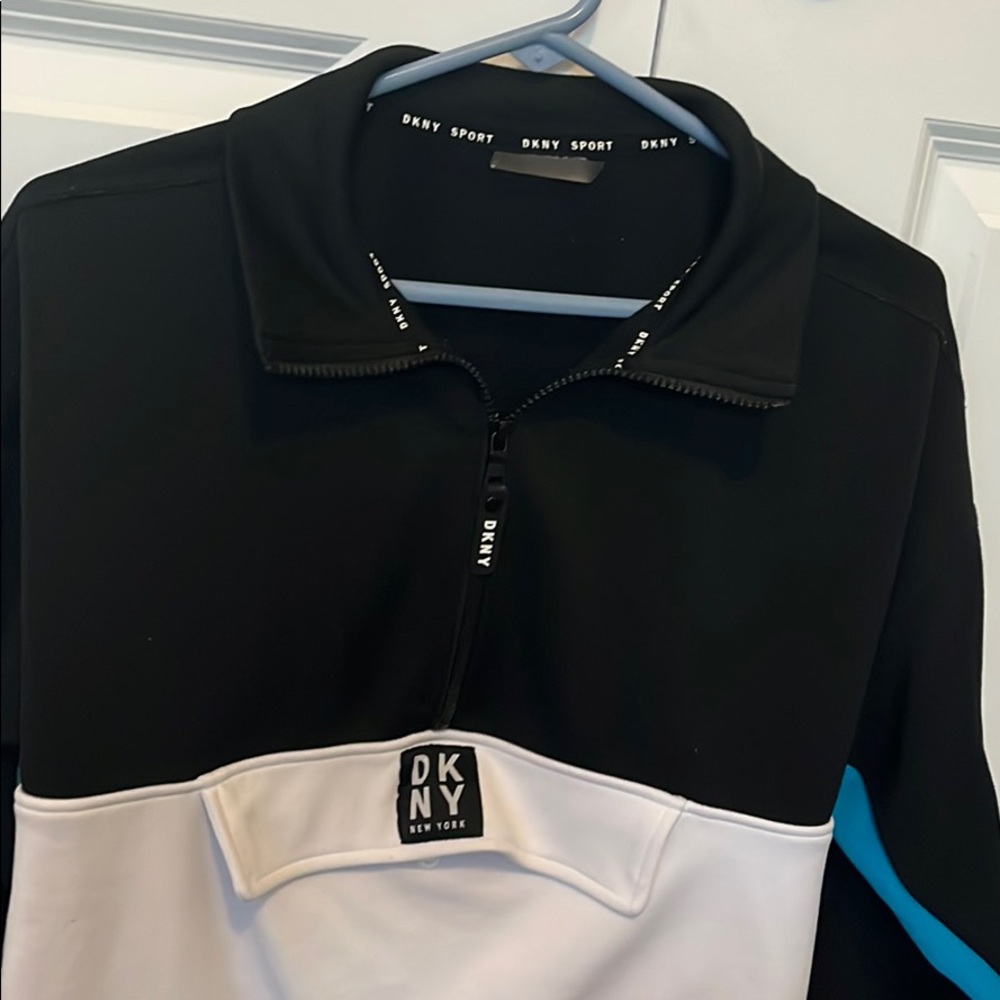 Women’s running hoodie